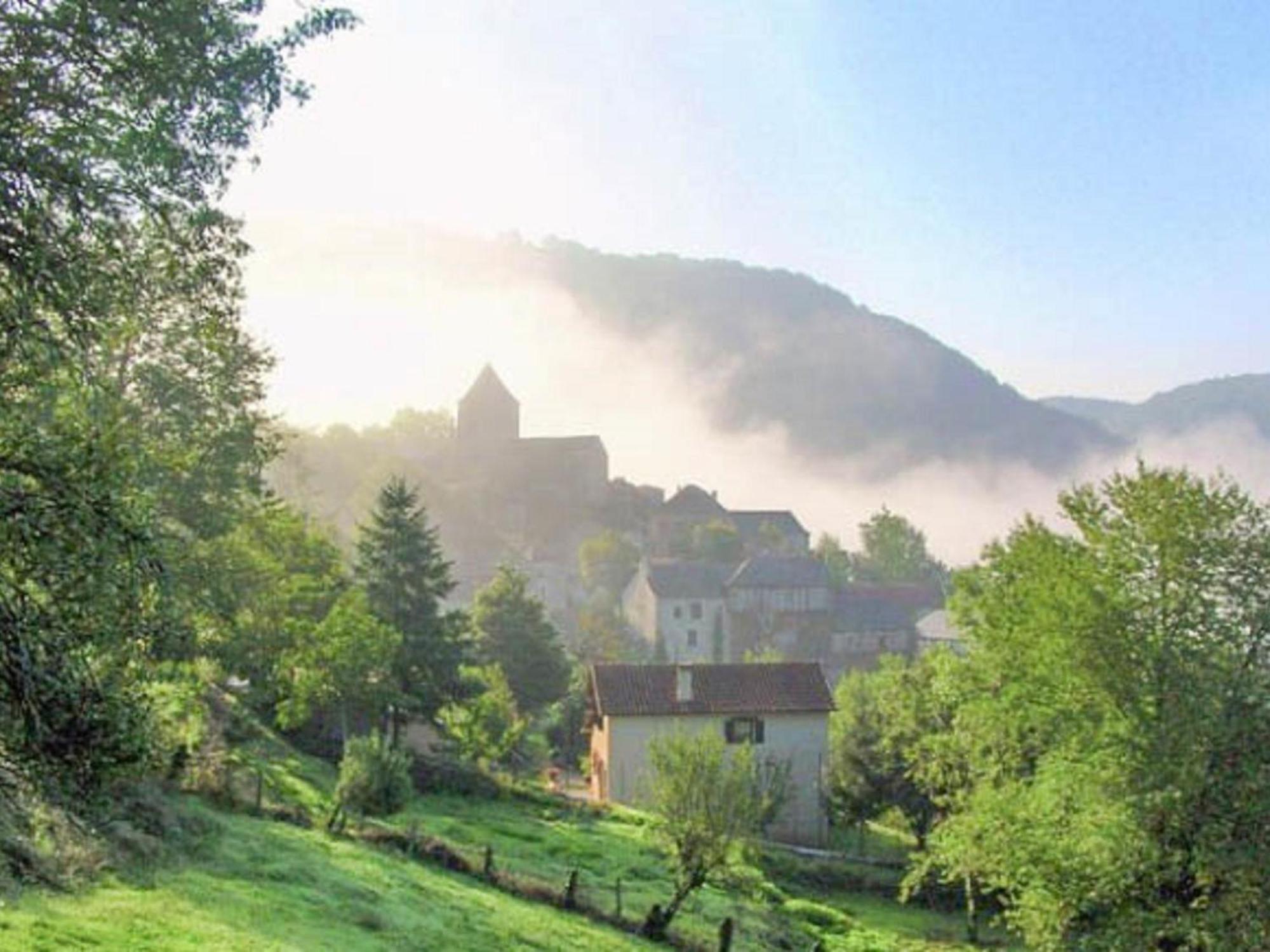 Gite Brousse Le Chateau Villa Montclar  Exterior foto